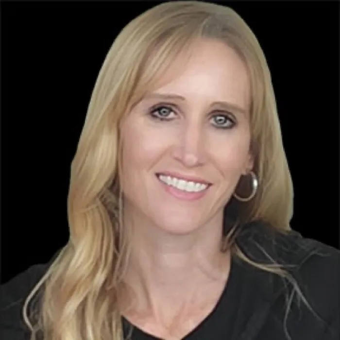 Leah Jolley, Office Manager